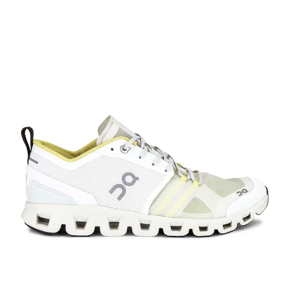 Oncloud Womans size 8 shoe